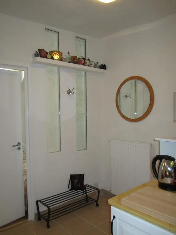 Toldi Apartman Budapest 0*,